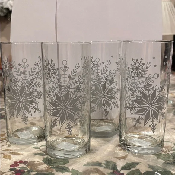 4 Cristar Lexington Cooler Decor Glitter Snowflakes Glasses- 16.5 oz - Picture 4 of 9